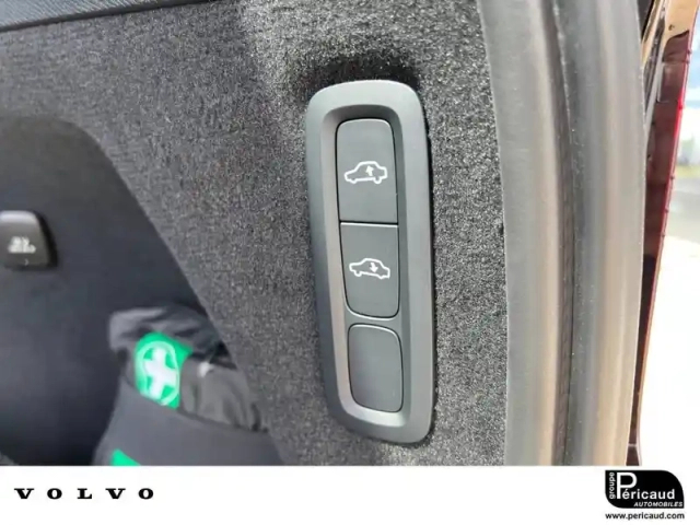 Volvo Xc90 t8 hybride rechargeable 406 ch awd geartronic 8 7pl — photo 26