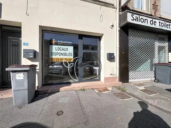 Local 4 pièces 44 m²