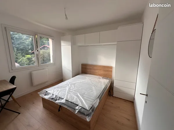 Colocation meublée rénovée - 3 chambres - 480 CC - Albertville