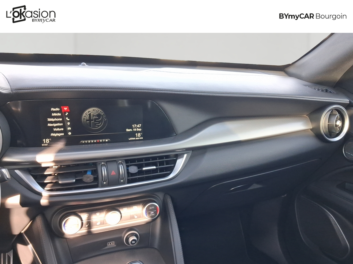 Alfa Romeo Stelvio 2.2 210 ch Q4 AT8 — photo 16