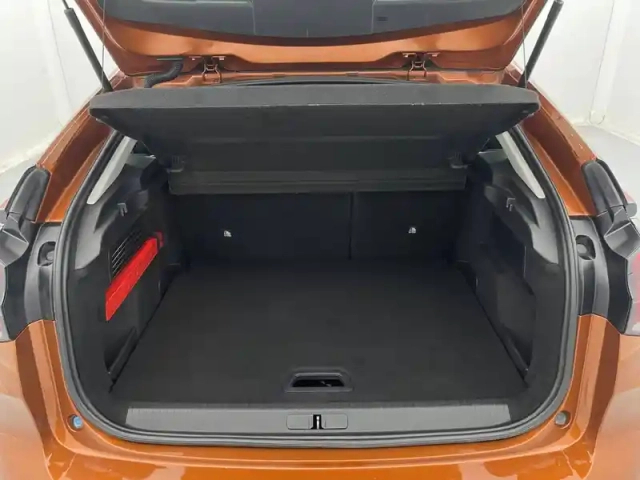 Citroën C4 e- 136 ch automatique — photo 84