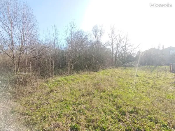 Terrain 1 000 m² Brie