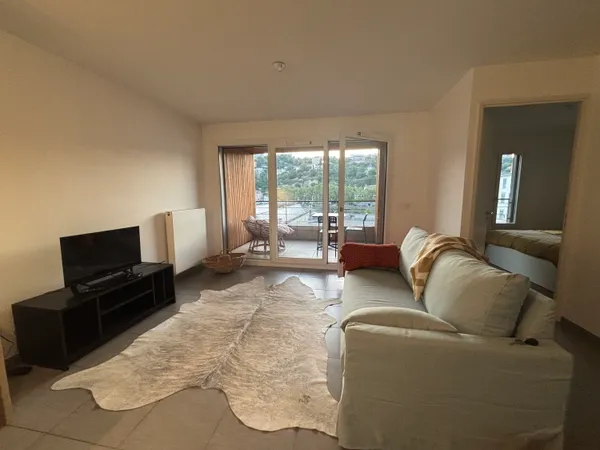 Loue appartement