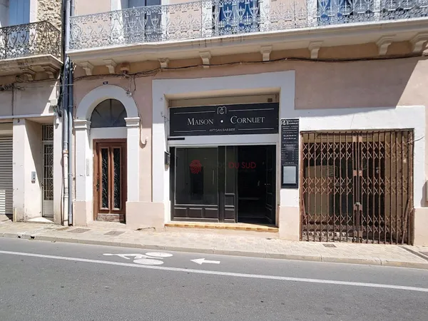 Local commercial 3 pièces 52 m²