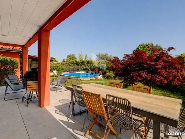 Maison 5 pièces 163 m²