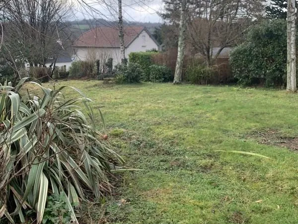 Terrain 652 m² PLOUBEZRE