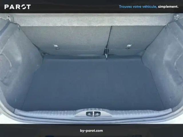 Citroën C3 1.2 puretech 110ch s&amp;s shine 120-123g — photo 11
