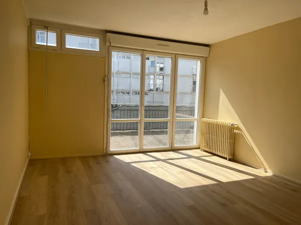 Aux portes d'Orléans - Appartement -3 pièce(s) 58.05 m2 - Terrasse.
