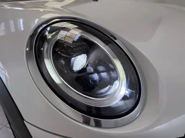 Mini Mini hatch 5 portes cooper 136 ch dkg7 — photo 35