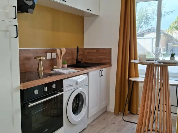 Studio meublé avec terasse