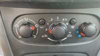 Dacia Sandero 1.0 SCe 75ch Urban Stepway - 20 — photo 27