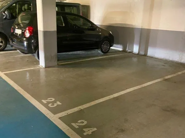 Place de parking voiture sous sol Chartrons