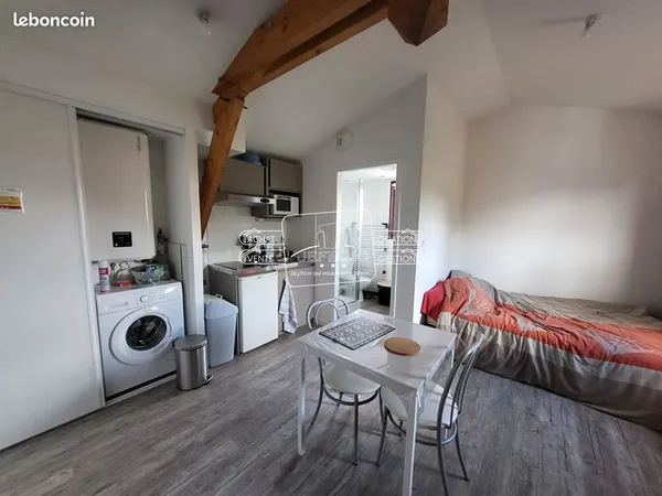 Studio 1 pièce 21 m²