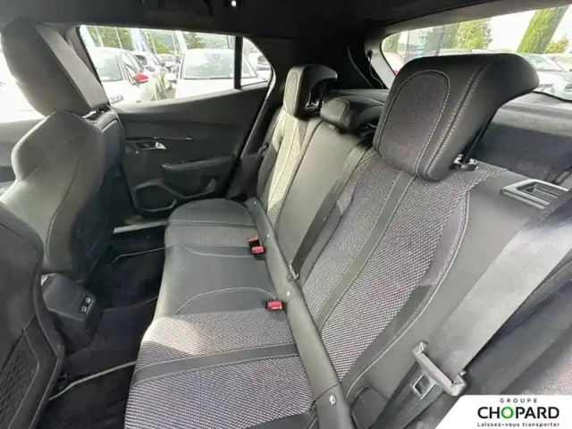 Peugeot 2008 puretech 130 s&amp;s eat8 — photo 19