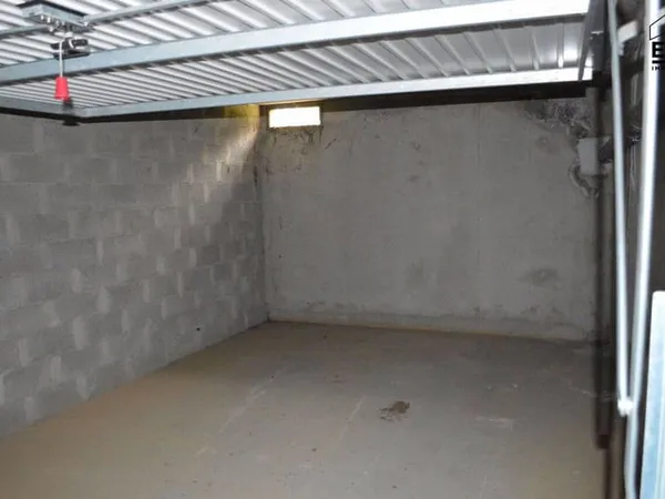 Parking 15 m²