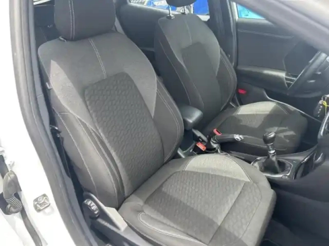 Ford Puma 1.0 flexifuel 125ch s&amp;s mhev titanium — photo 11