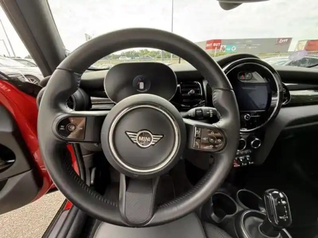 Mini Mini 5 portes cooper 136ch edition premium plus bva7 — photo 15