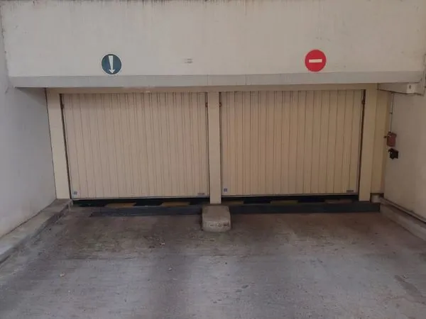 1 place de parking souterrain