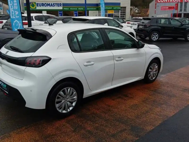 Peugeot 208 puretech 75 s&amp;s bvm5 — photo 47
