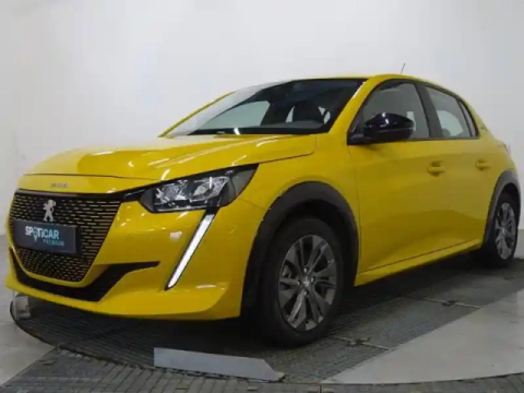 Peugeot 208 e- 136ch style