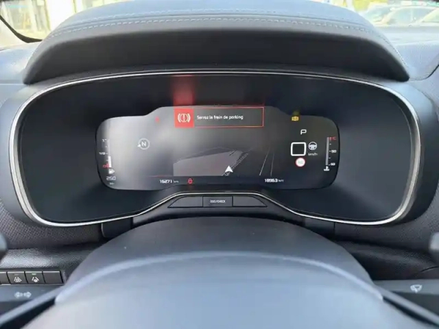 Citroën C5 Aircross hybride 136 e-dcs6 — photo 10