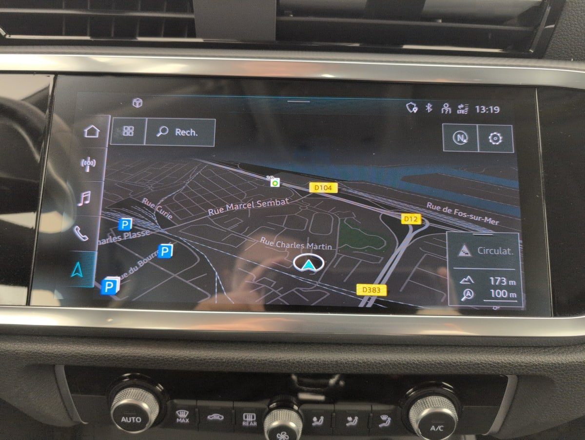Audi Q3 — photo 18