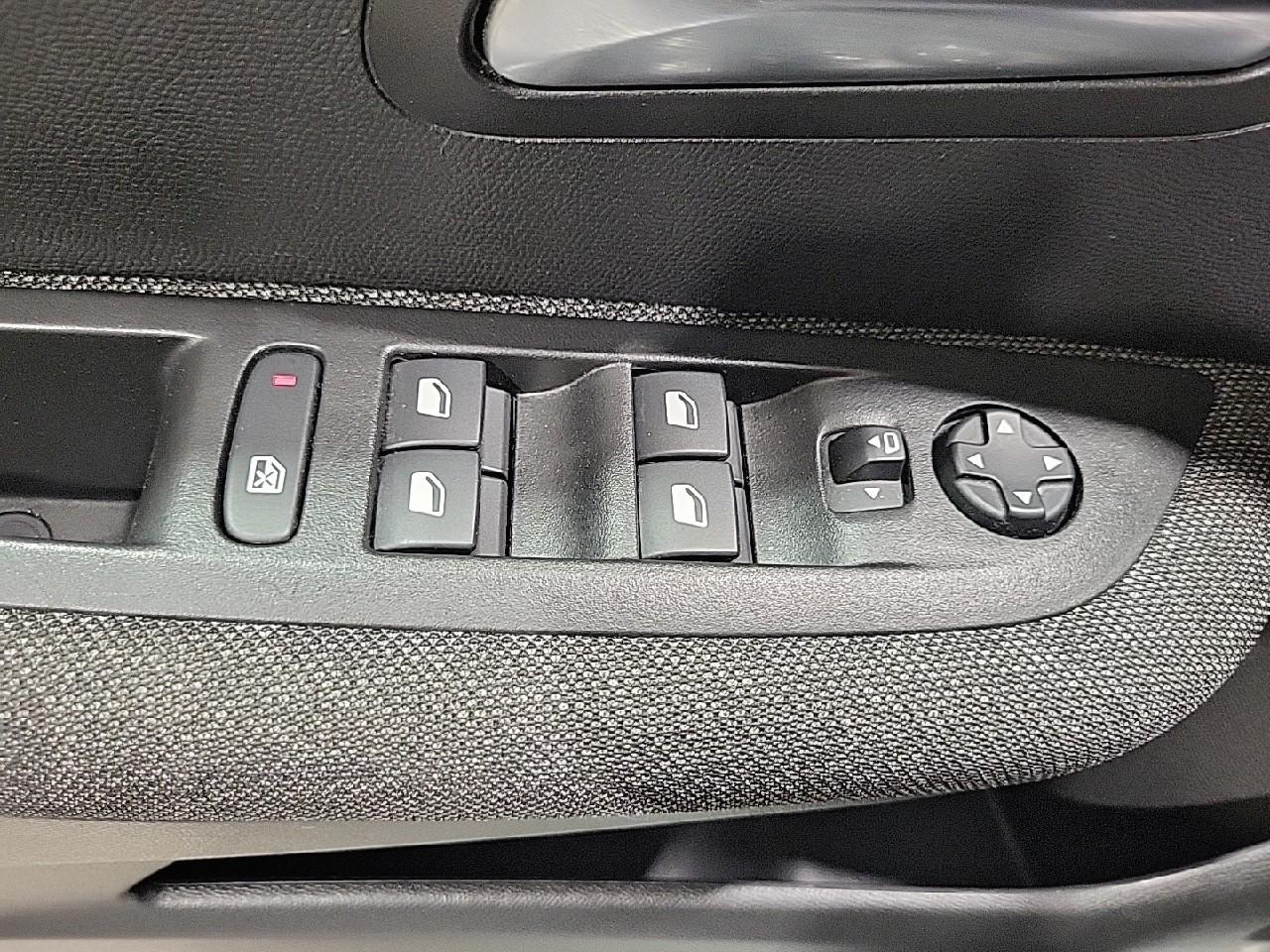 Peugeot 208 puretech 75 s&s bvm5 active — photo 23