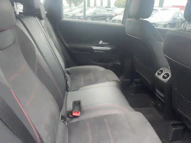 Mercedes Classe B 250 e amg line — photo 3