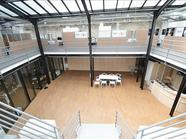 Local commercial 427 m²