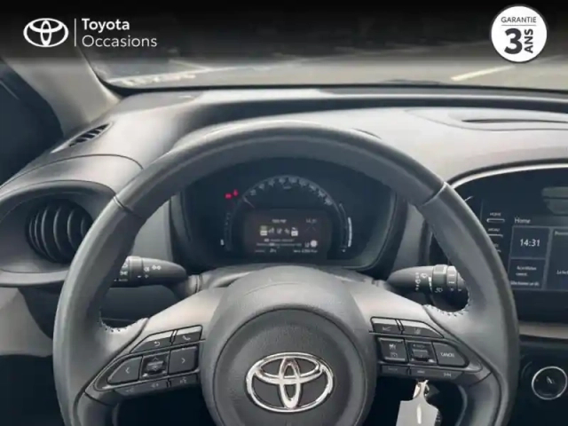 Toyota Aygo X 1.0 vvt-i 72ch active business — photo 13