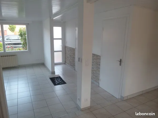 Maison 3 pièces 77 m² avec jardin et garage