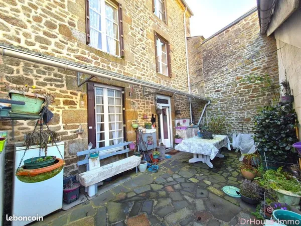 Maison 8 pièces 127 m²