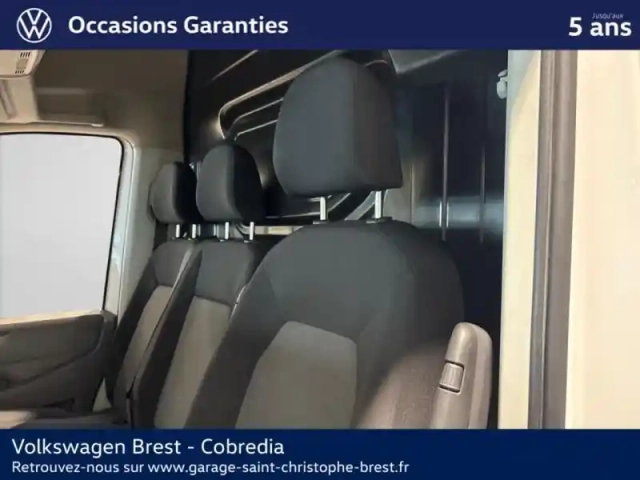 Volkswagen Crafter fg 30 l3h3 2.0 tdi 140ch business traction — photo 9