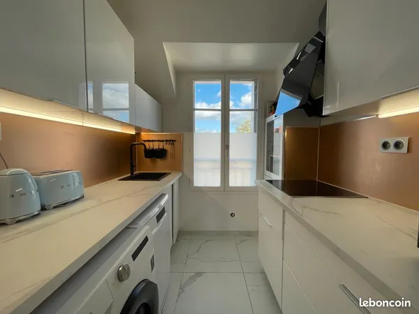 Appartement F3 60m2 balcon parking