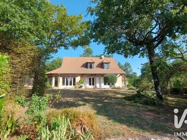 Maison 8 pièces 164 m²