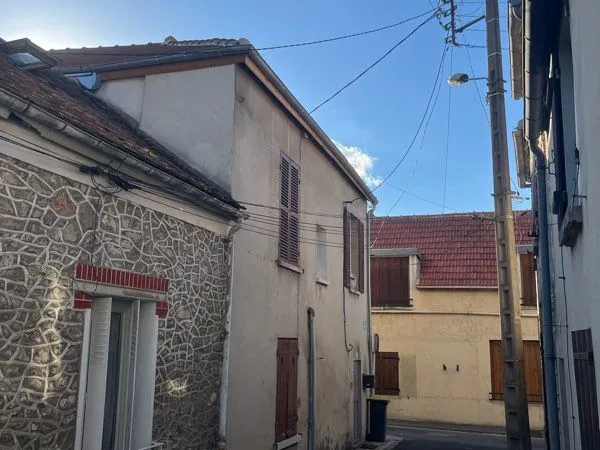 À saisir : Immeuble de rapport 2 appartements loués-centre Provins