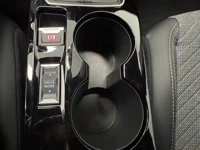 Peugeot 2008 100 s&amp;s bvm6 — photo 93