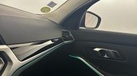 Bmw Série 3 Touring 318dA MH 150ch Luxury — photo 26