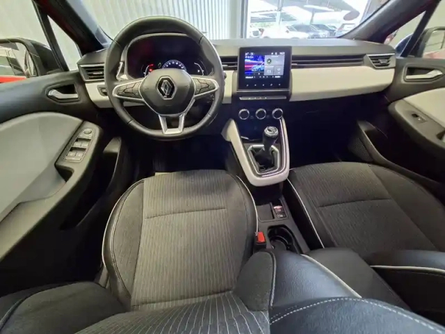 Renault Clio tce 90 — photo 10