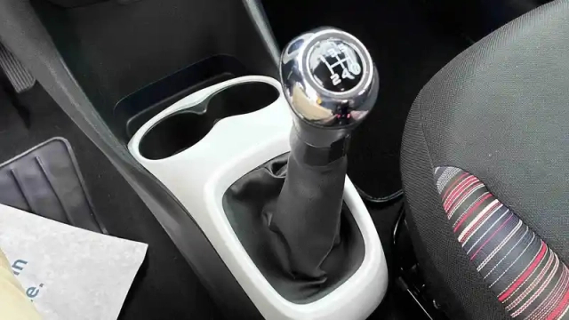 Citroën C1 puretech 82 — photo 17