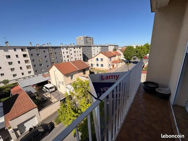 Appartement 4 pièces 67 m²
