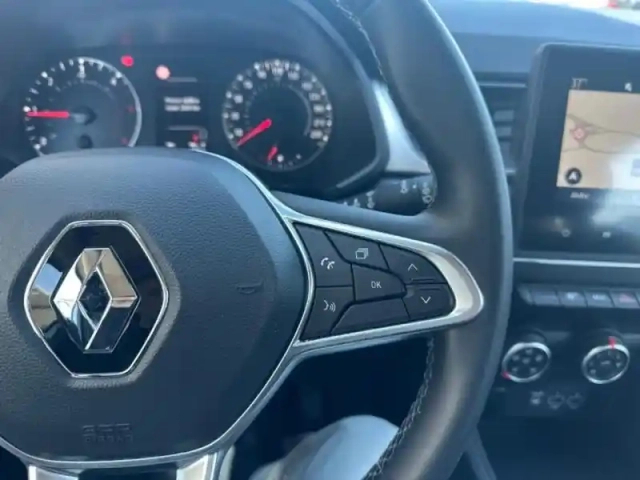 Renault Captur 1.5 blue dci 95ch business — photo 13