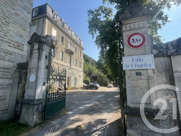 Appartement 5 pièces 53 m²