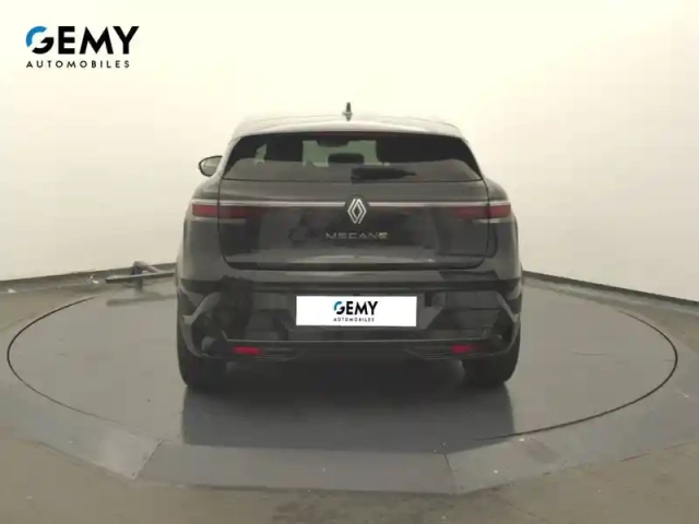 Renault Megane e-tech ev60 220 ch super charge — photo 20