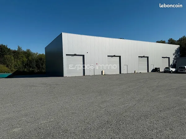 Local commercial 400 m² NOTRE DAME DE BONDEVILLE