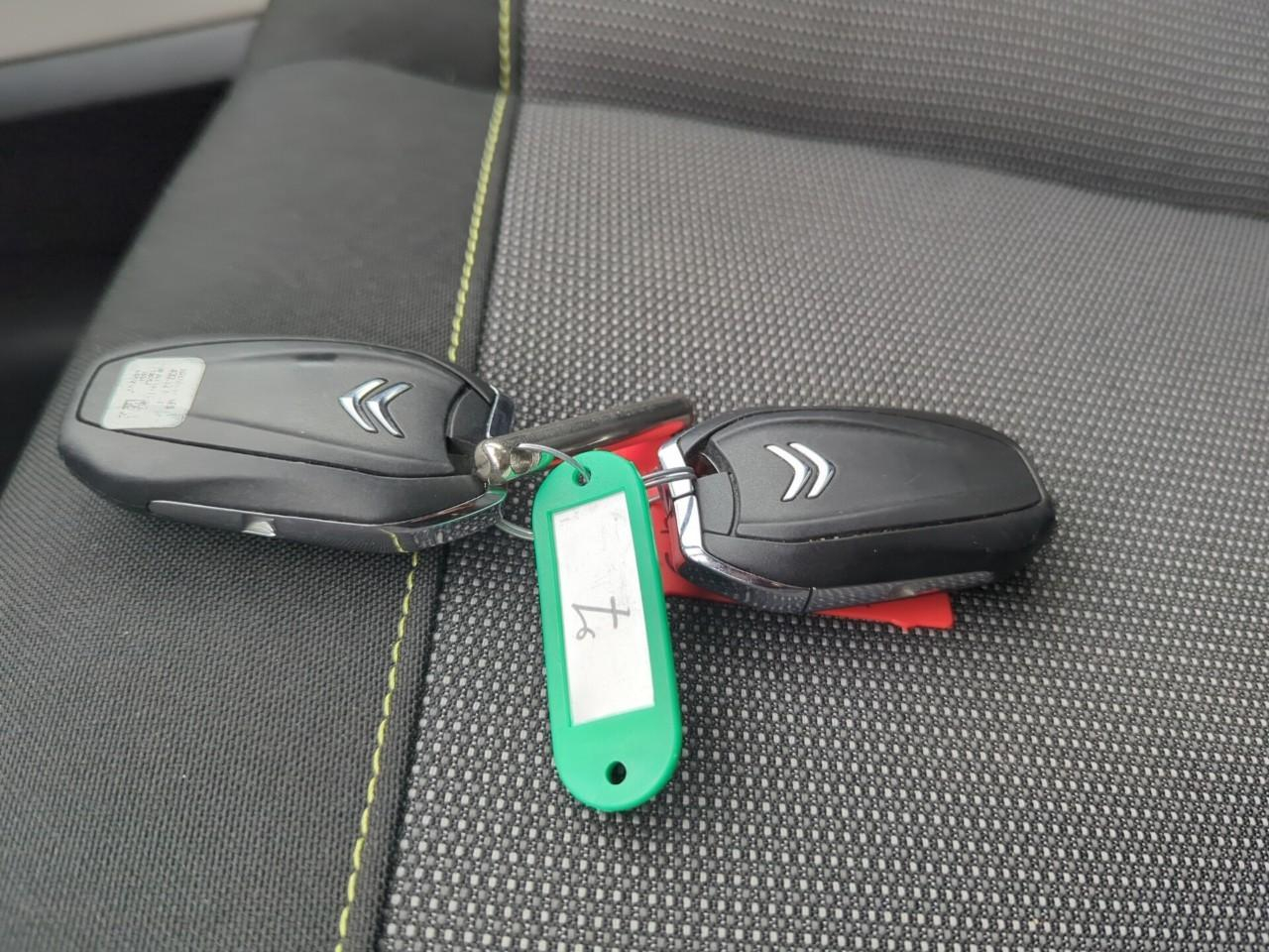 Citroën C3 puretech 110 s&s eat6 shine — photo 28