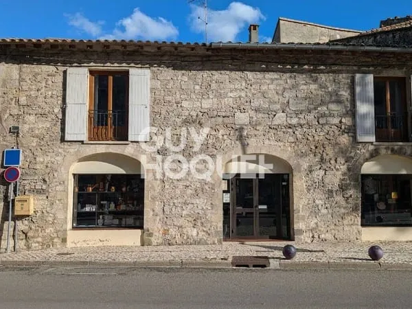 Bâtiment 3 pièces 177 m²