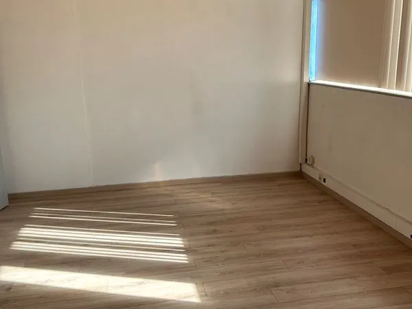 Bureaux de 14m2 a 40m2