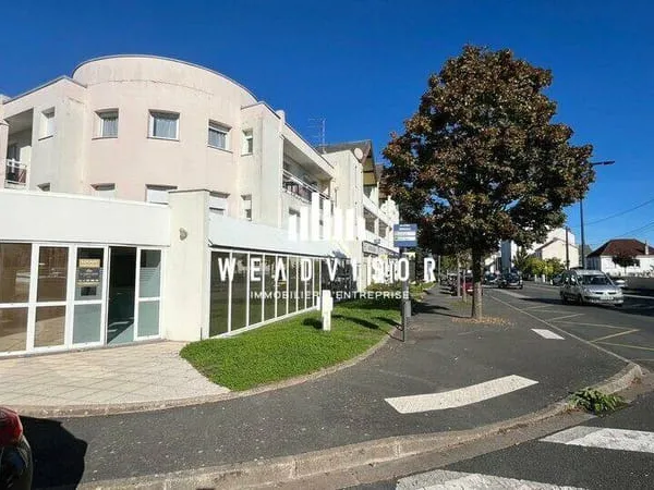 Local commercial 154 m²