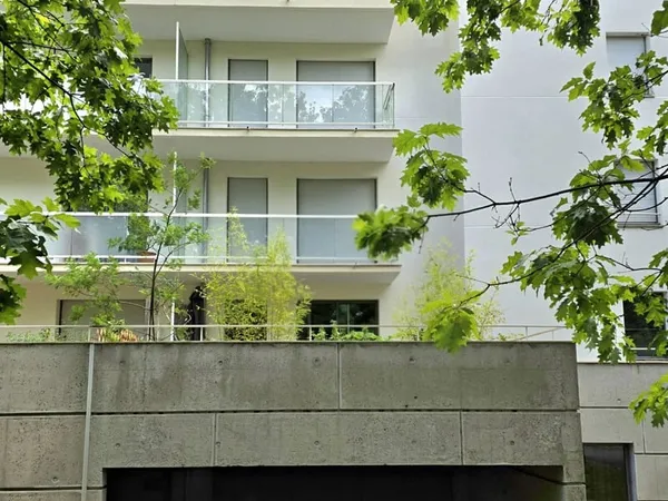 Parking 13 m²